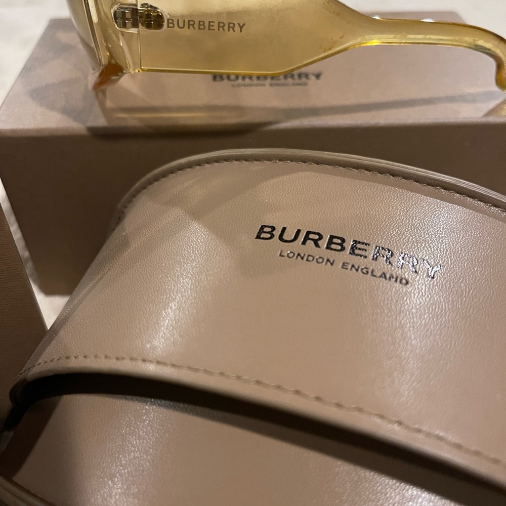 Burberry nude sunglasses